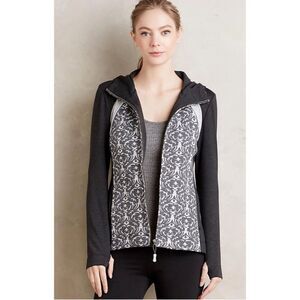Anthropologie Tara Jacquard Hoodie Zip Sweatshirt Gray Black Hooded Size Medium‎